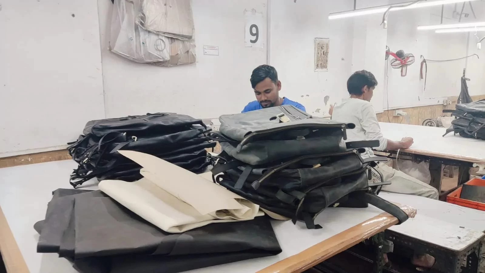 Private label bag manufacturing at Finesse Bags Export Noida India